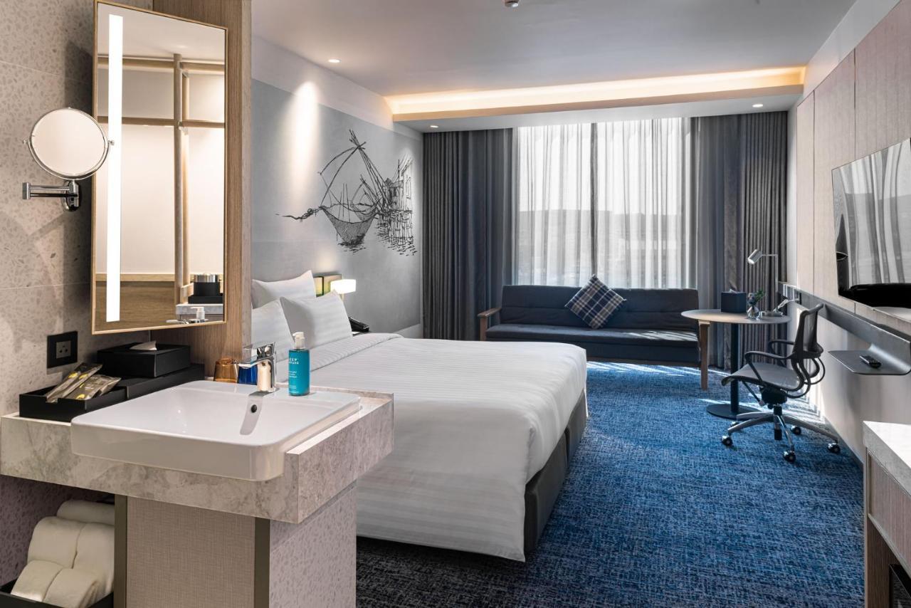 Novotel Bangkok Future Park Rangsit Патхумтхани Экстерьер фото