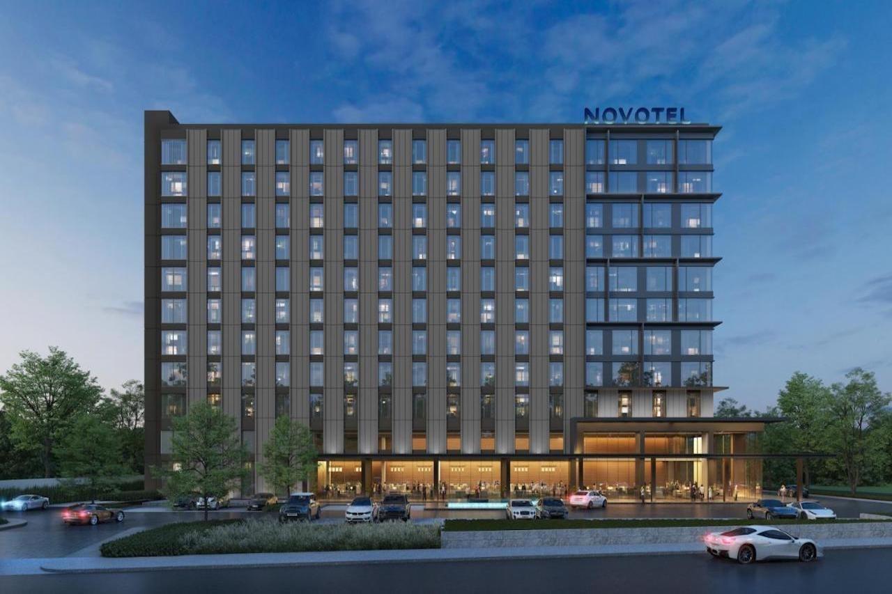 Novotel Bangkok Future Park Rangsit Патхумтхани Экстерьер фото